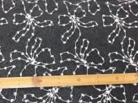 チュール　ミシン刺繍　　(加工幅　105cm)